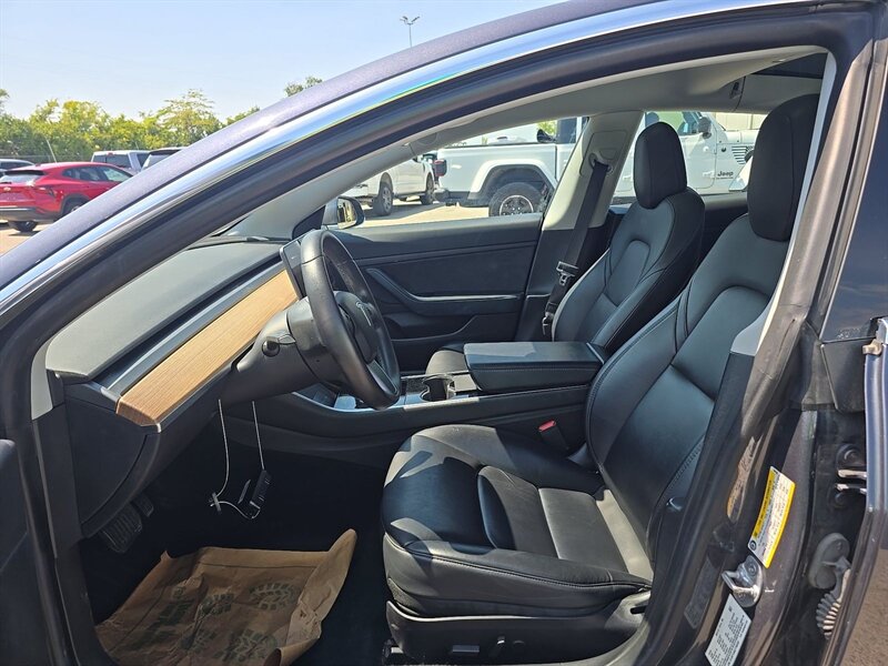 tesla model 3 2020 5YJ3E1EA8LF708556 image tesla model 3 2020 5YJ3E1EA8LF708556 image
